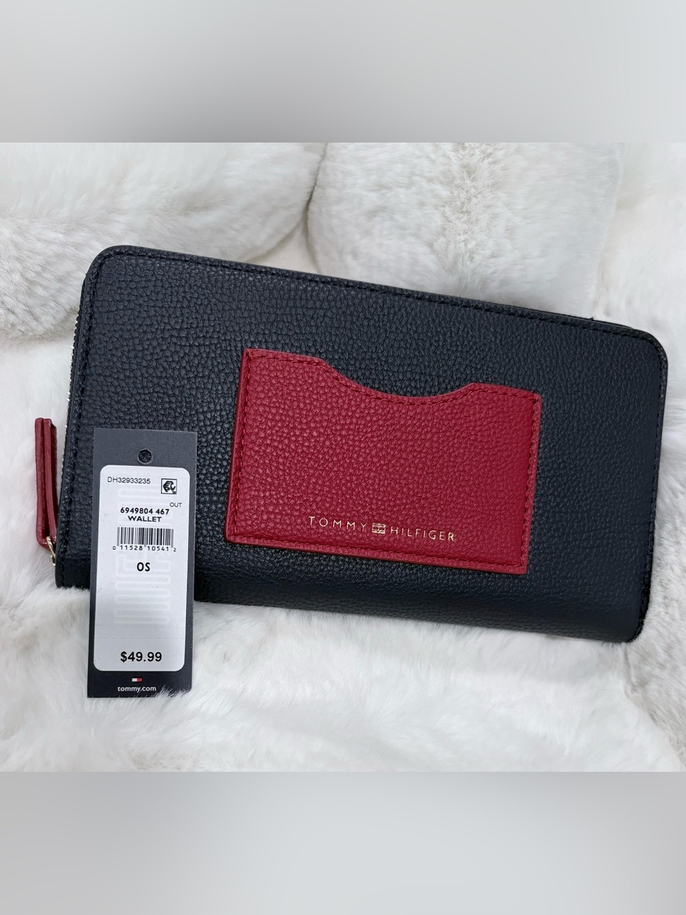NWT Tommy Hilfiger Colorblock Zip Around Wallet Navy Blue Red Long Clutch